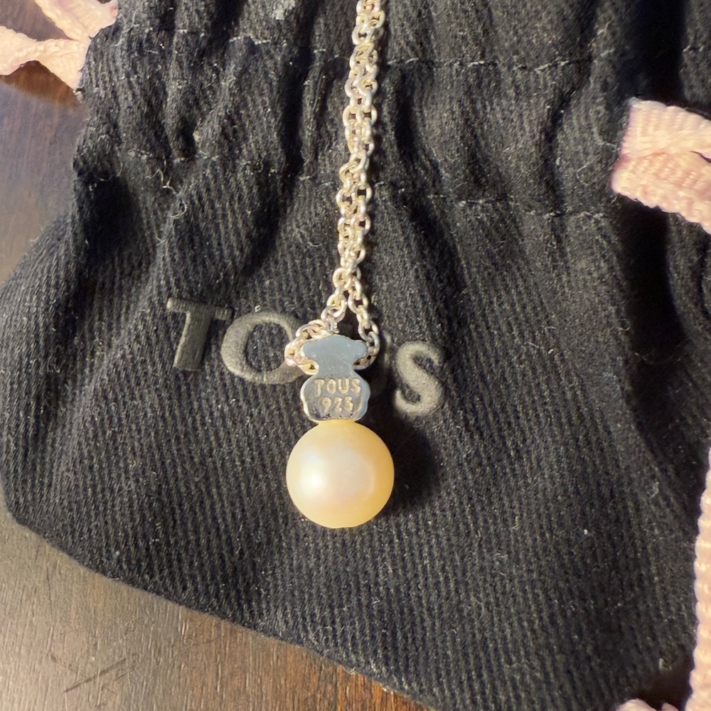 TOUS Silver and Cream Pearl Necklace